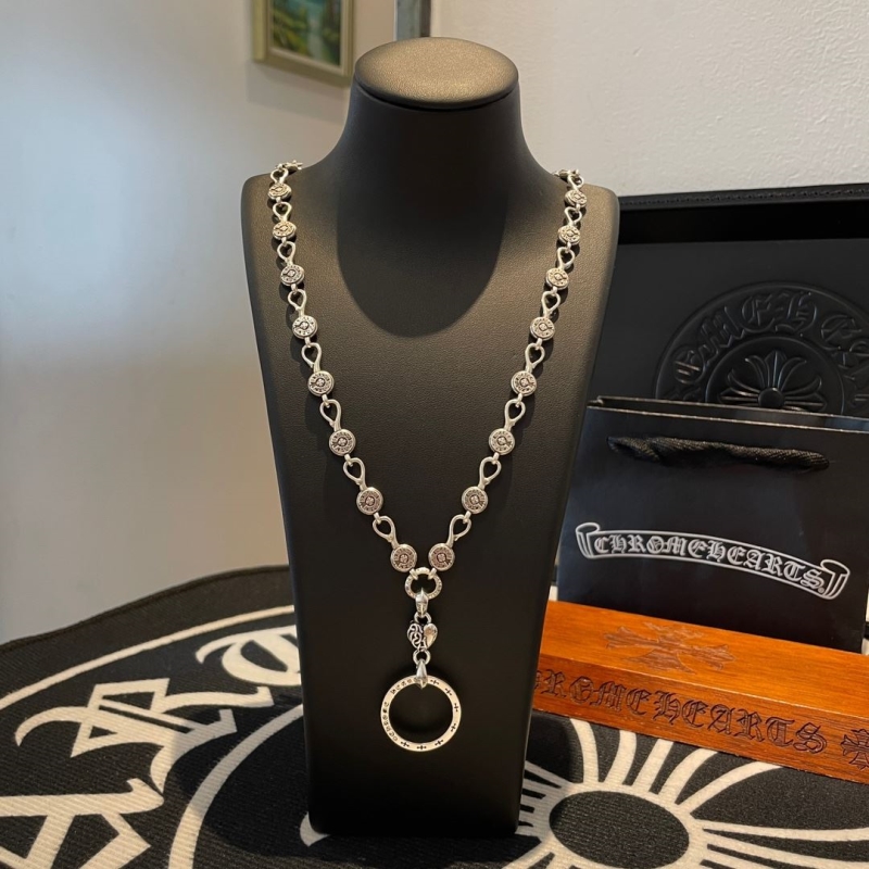 Ch**me He**ts necklaces